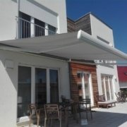 Markisen als Sonnenschutz und Beschattung für Ihre Terrasse. Verschiedene Markisen, Terrassenüberdachungen auf Maß angefertigt. Bestellen Sie Ihre individuelle Markise, die an Ihre Terrasse und Wünsche angepasst ist. RS Reich Ihr Markisen Experte für Reutlingen, Pfullingen, Tübingen, Metzingen und Stuttgart