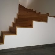 Parkettboden Eiche Treppenstufen 01