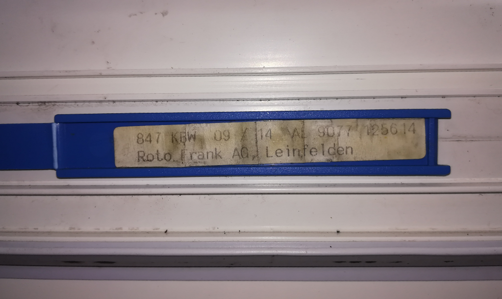 Dachfenster Typenschild 02 Dachfenster Typenschild 02