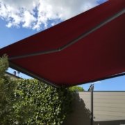 Markise Vollkassette Anthrazit Bordeaux 03