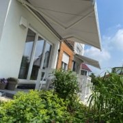 Markise Gestell Weiss Stoff Hellgrau 02