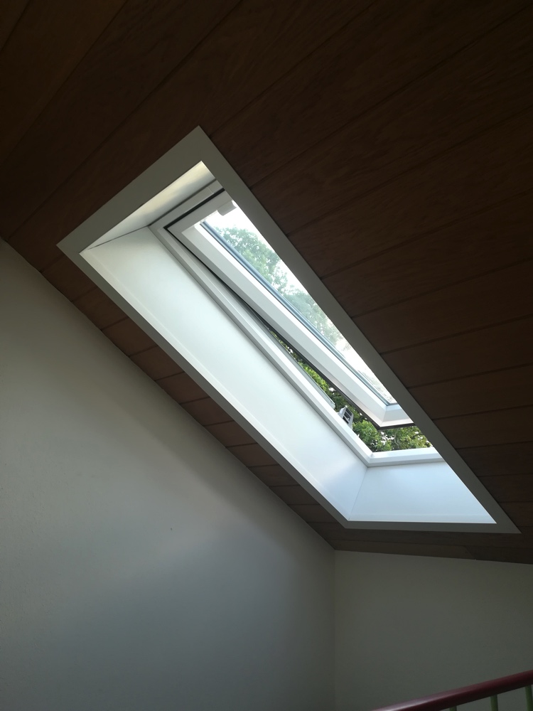 Kunststoff Dachfenster Weiss 01 Kunststoff Dachfenster Weiss 01