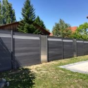 Wpc Sichtschutzzaun Platinum Grau Milchglas Edelstahldesigngitter 04 Wpc Sichtschutzzaun Platinum Grau Milchglas Edelstahldesigngitter 04